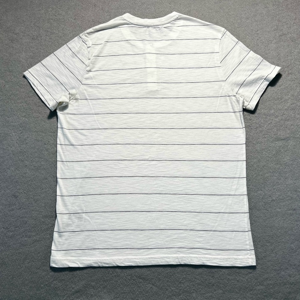 Banana Republic Men’s Large White Striped Henley Shirt 3 Button Casual - Picture 5 of 6